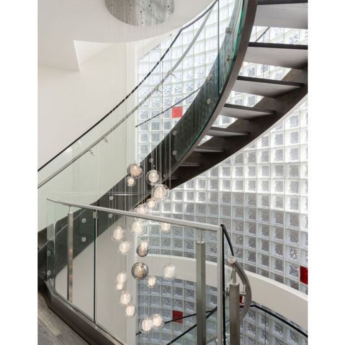 How Does An Entryway Modern Chandelier Make a Bold Statement